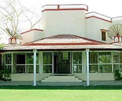 Nikunj River Resort